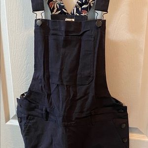 Bridge & Burn Overalls size small. Never worn.